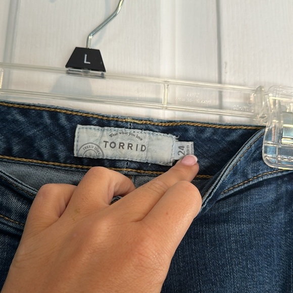 Torrid women’s flare jeans size 24 - Picture 4 of 5
